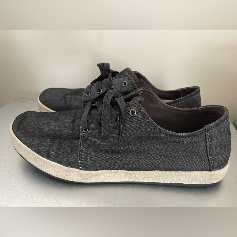 Men’s Tom’s Denim Sneakers